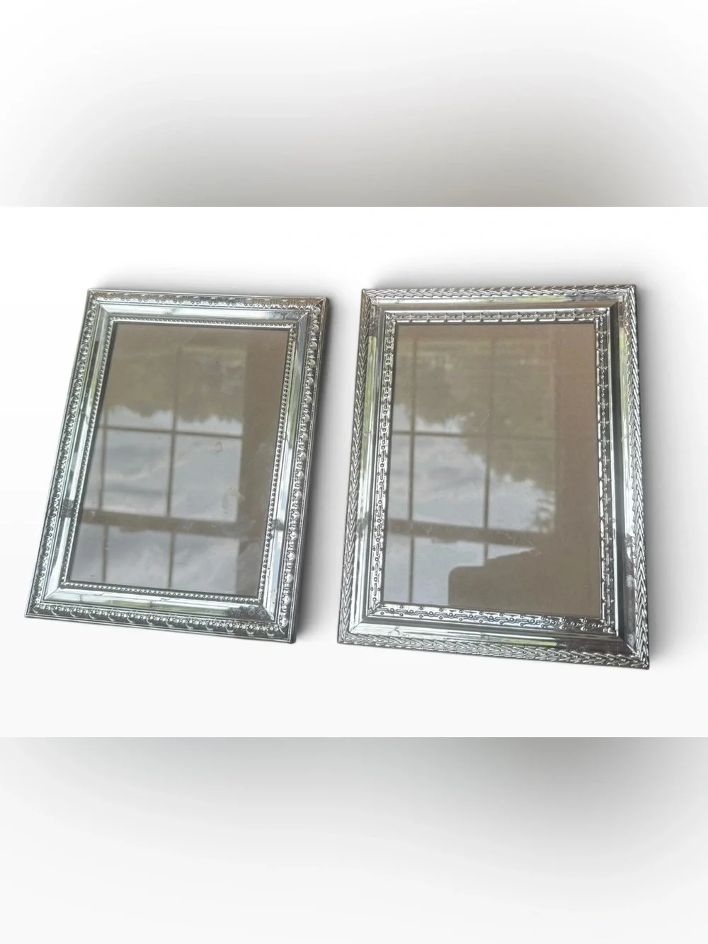 Huntington Gallery 5x7 Silver Picture Frames Set of 2 Ornate Tabletop Easel